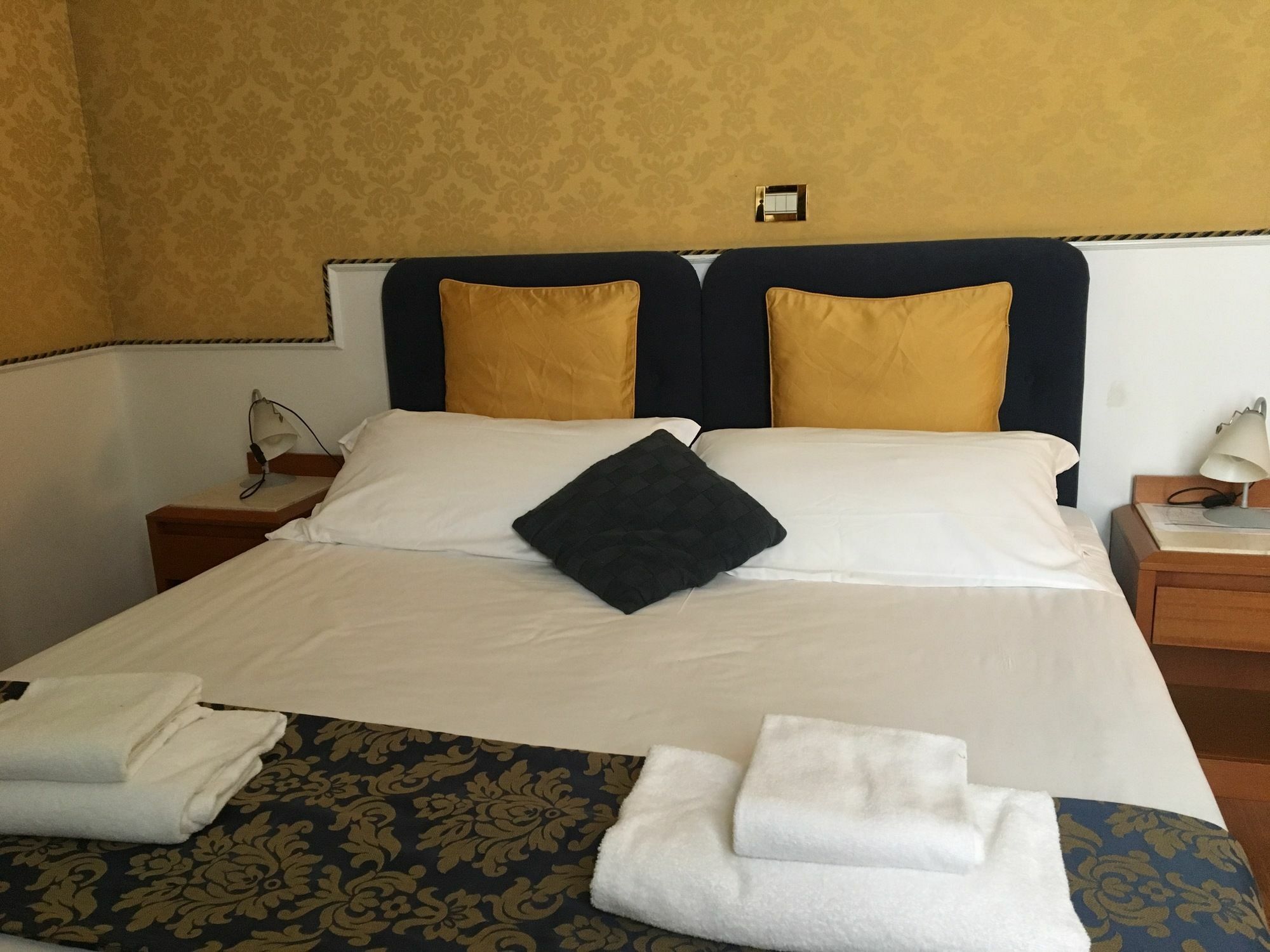 Ih Piazza Di Spagna View - Luxury Gasthuis 3*
